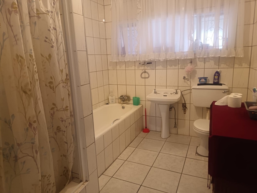 3 Bedroom Property for Sale in Northview Northern Cape